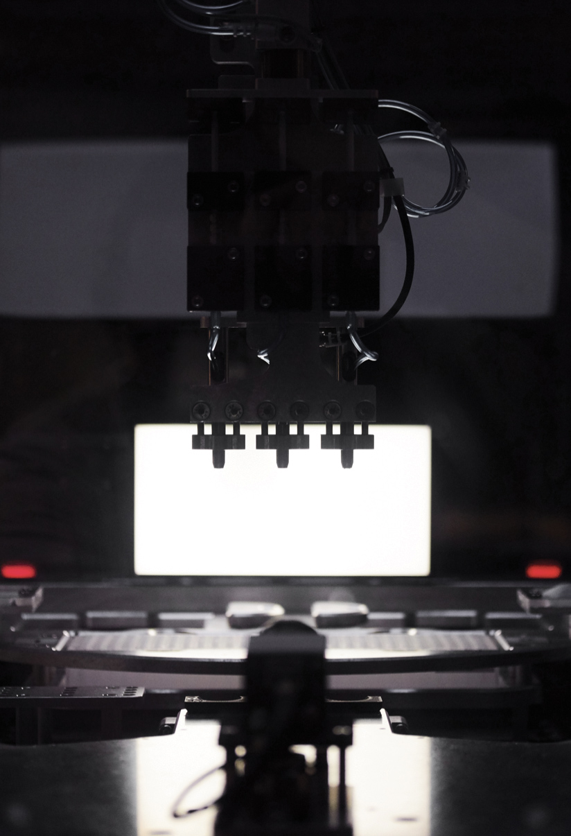 Thin backlight aids quality control in the pharmaceutical industry