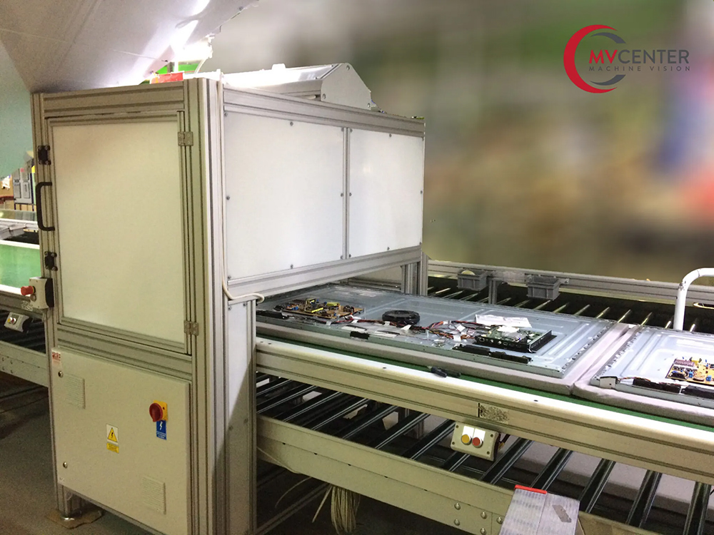 Inspection line-scan éclairée par une barre puissante